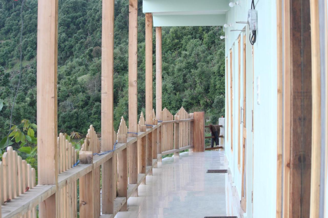 Veda Inn Чакрата Екстериор снимка